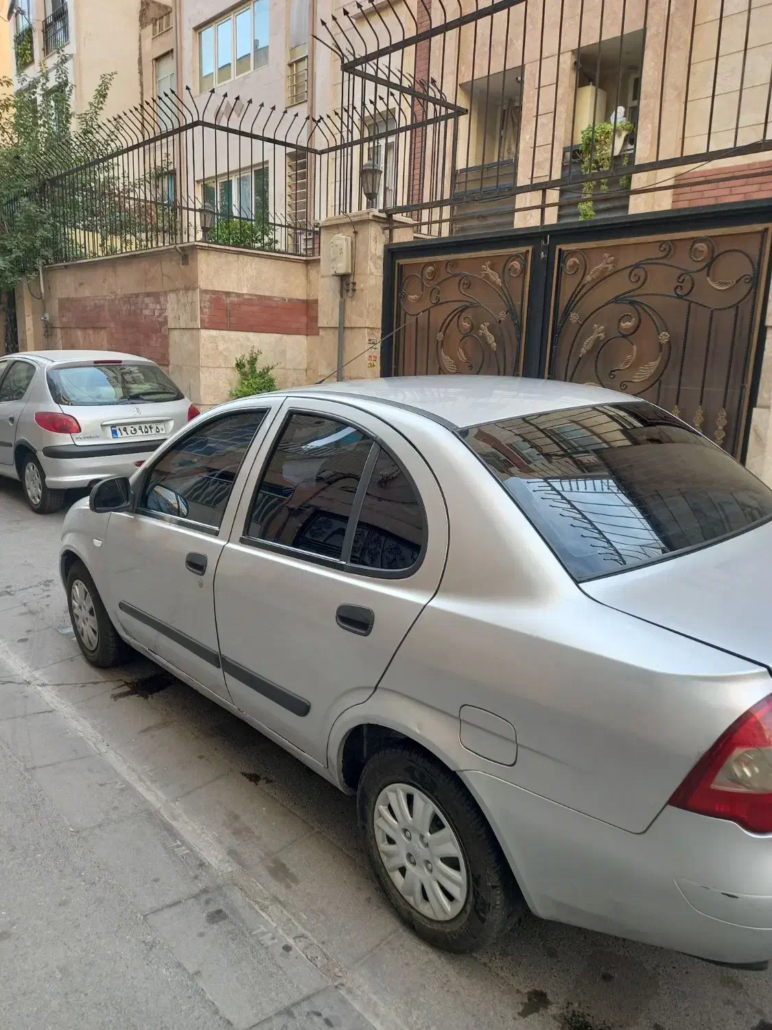 تیبا صندوق دار SX - 1391