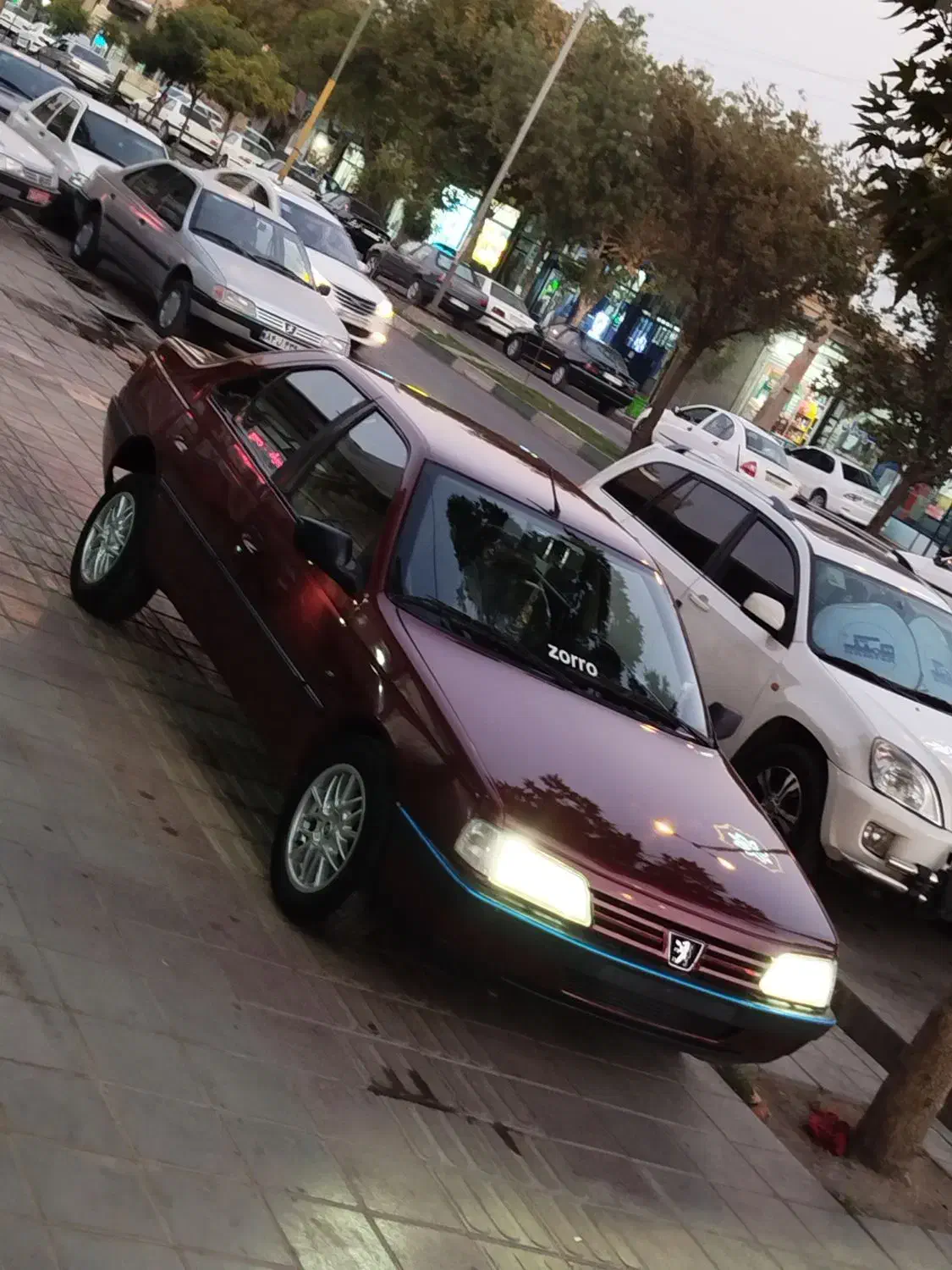 پژو 405 GLX - 1381