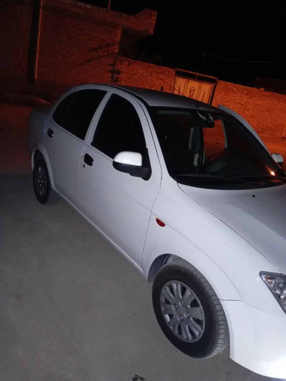 تیبا صندوق دار EX - 1395