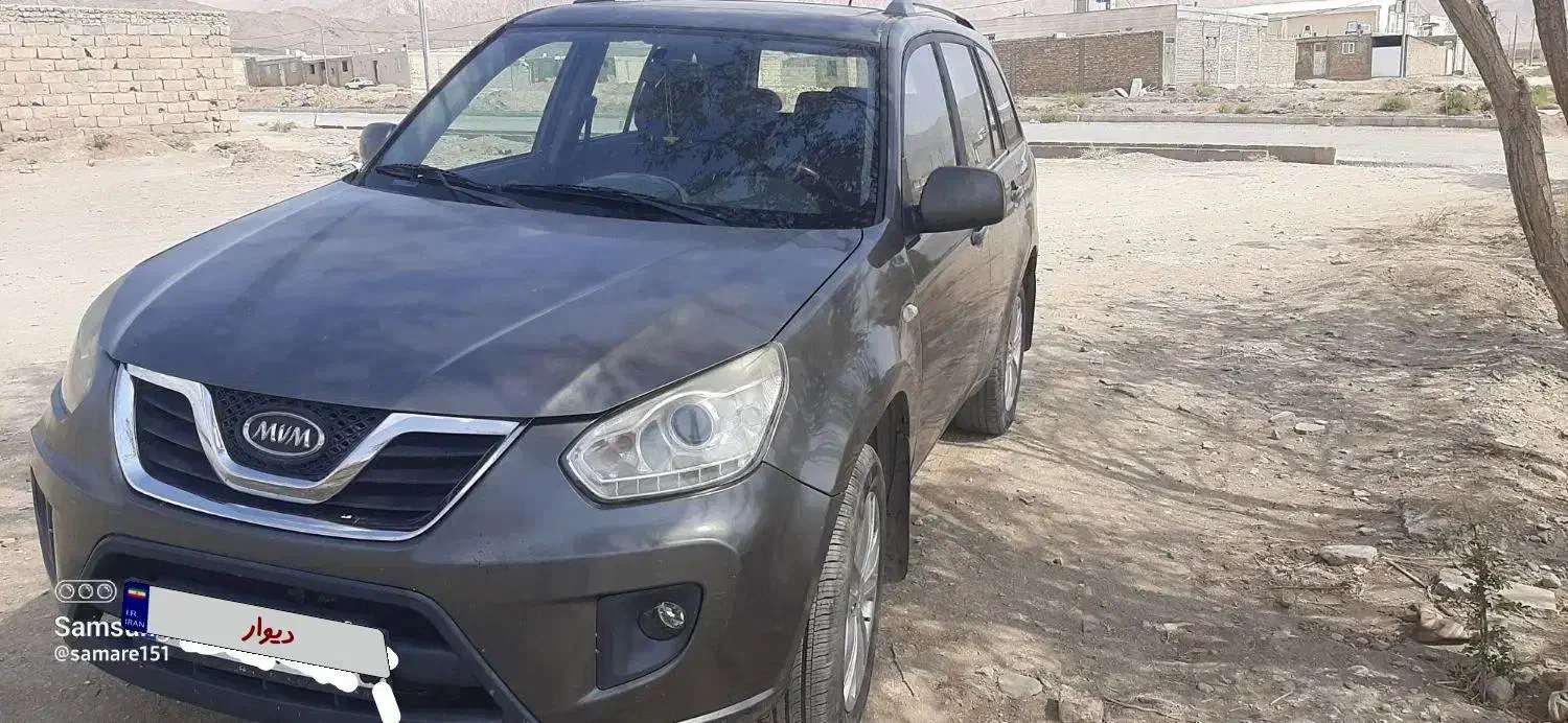 خودرو ام وی ام، X33 آگهی ann_20812150