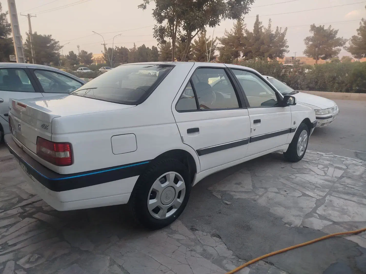 پژو 405 SLX بنزینی TU5 - 1398