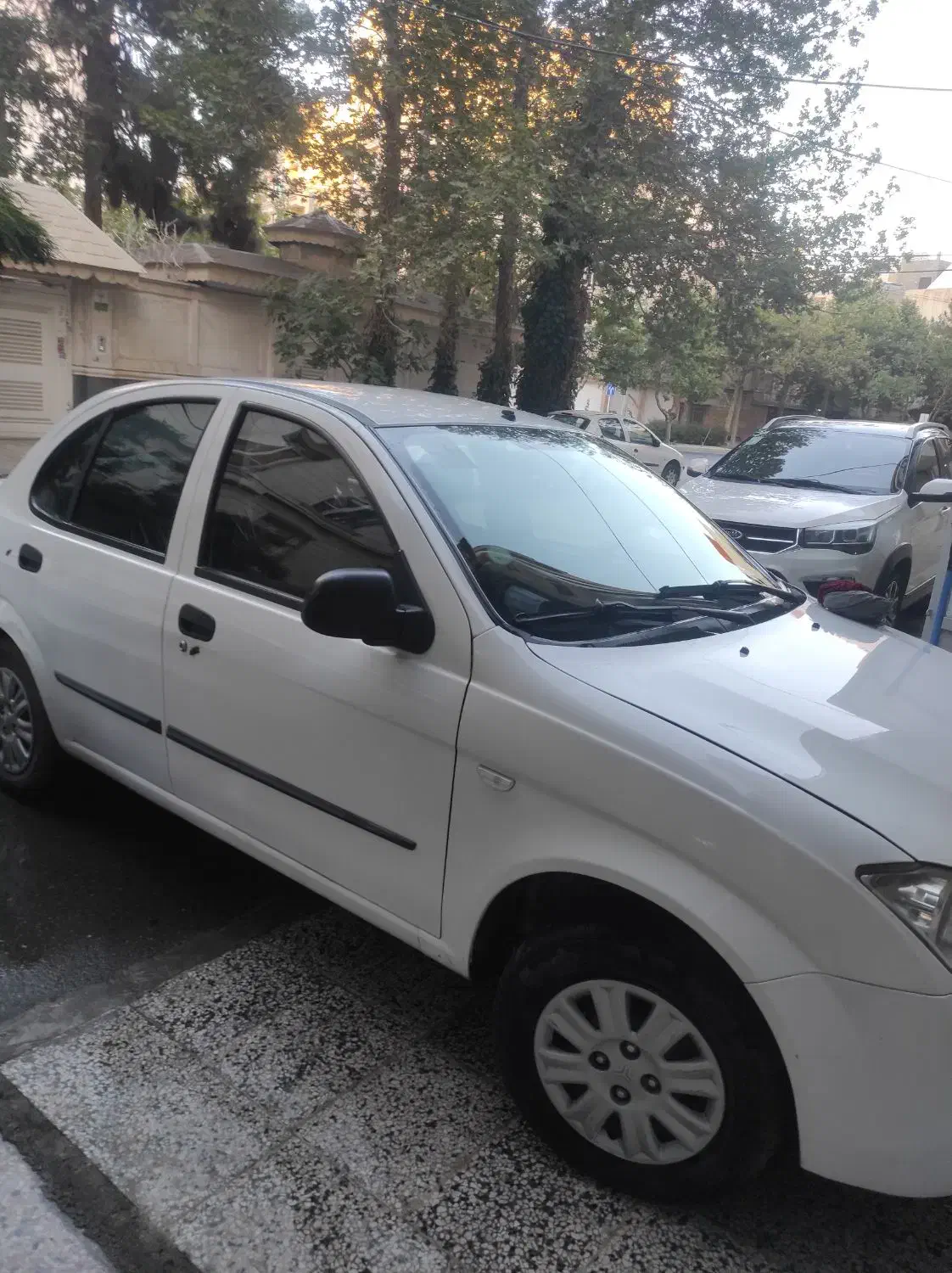 تیبا صندوق دار EX - 1400