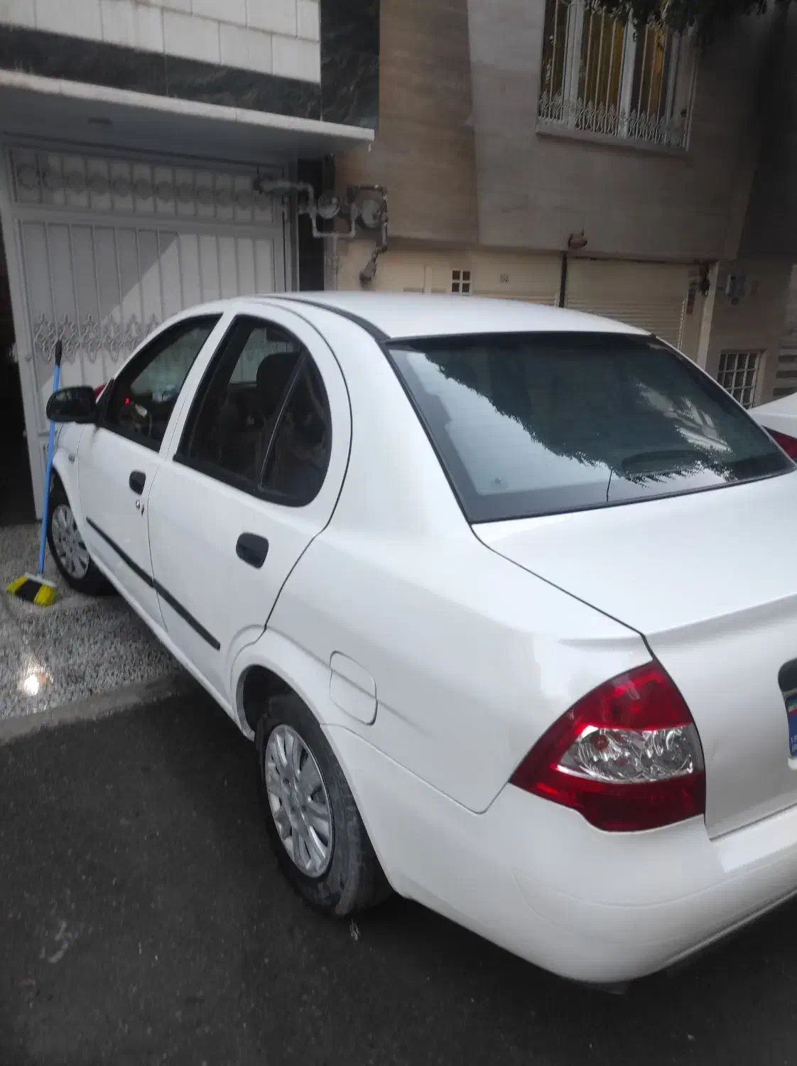 تیبا صندوق دار EX - 1400