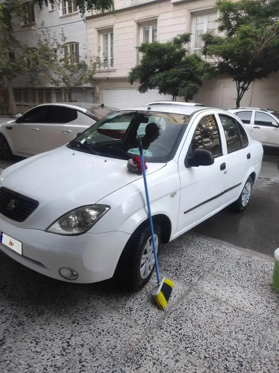 تیبا صندوق دار EX - 1400