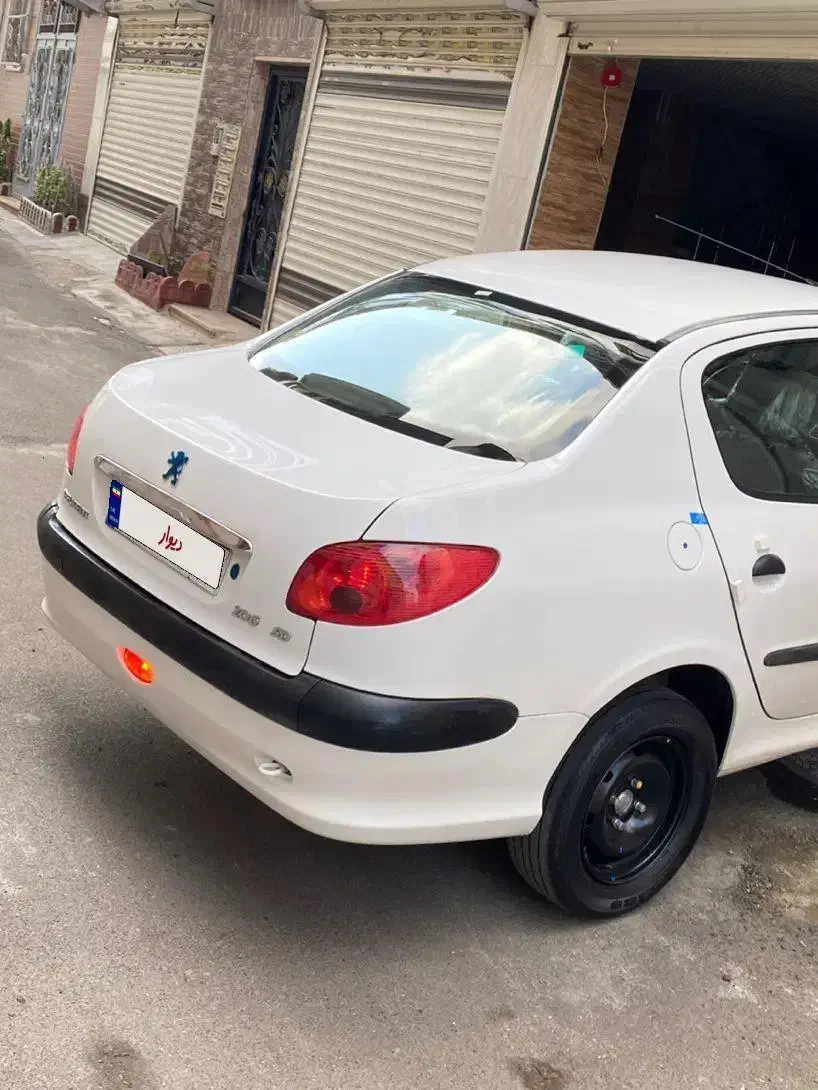 پژو ۲۰۶ صندوق دار v8 - 1395