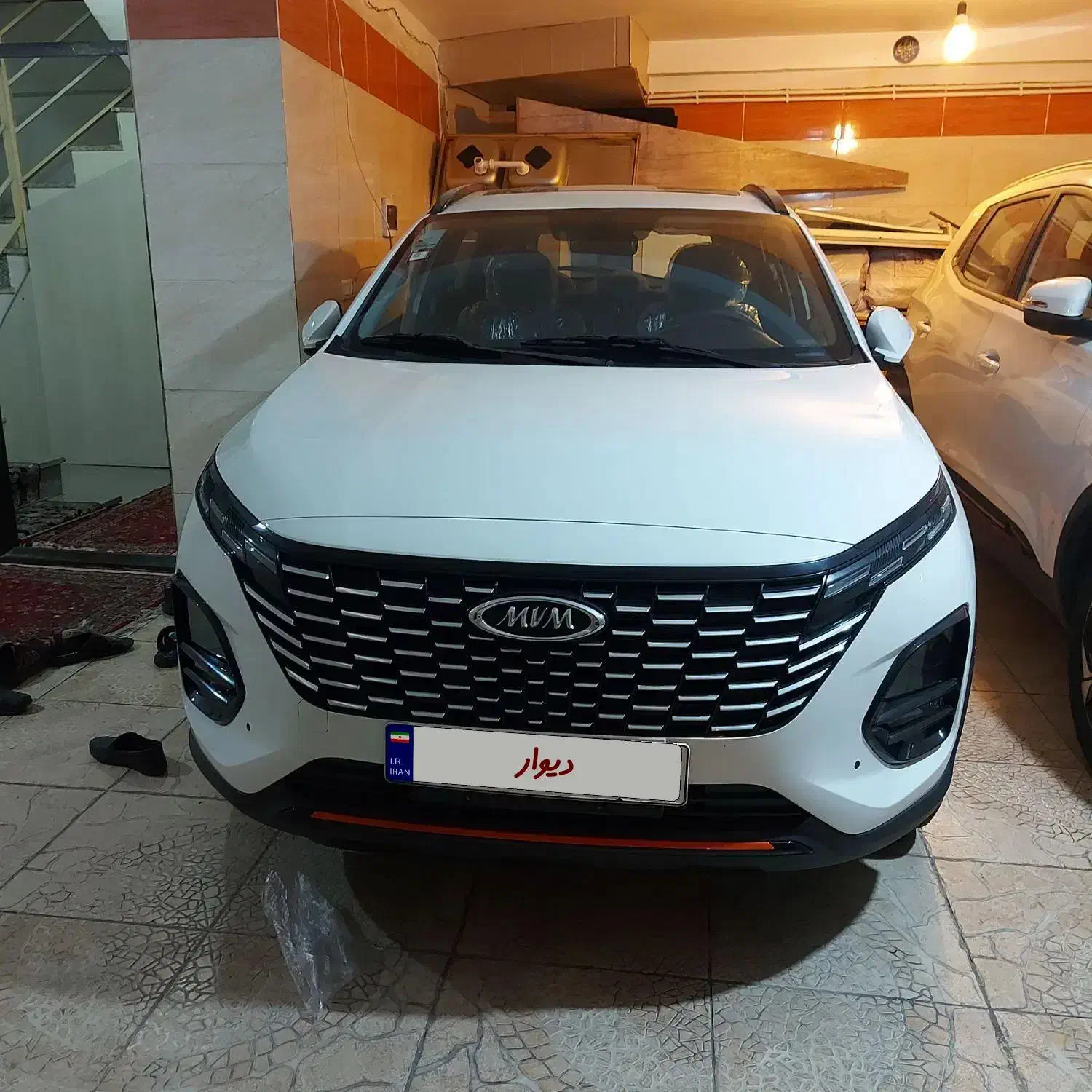 خودرو ام وی ام، X33 کراس آگهی ann_20812373