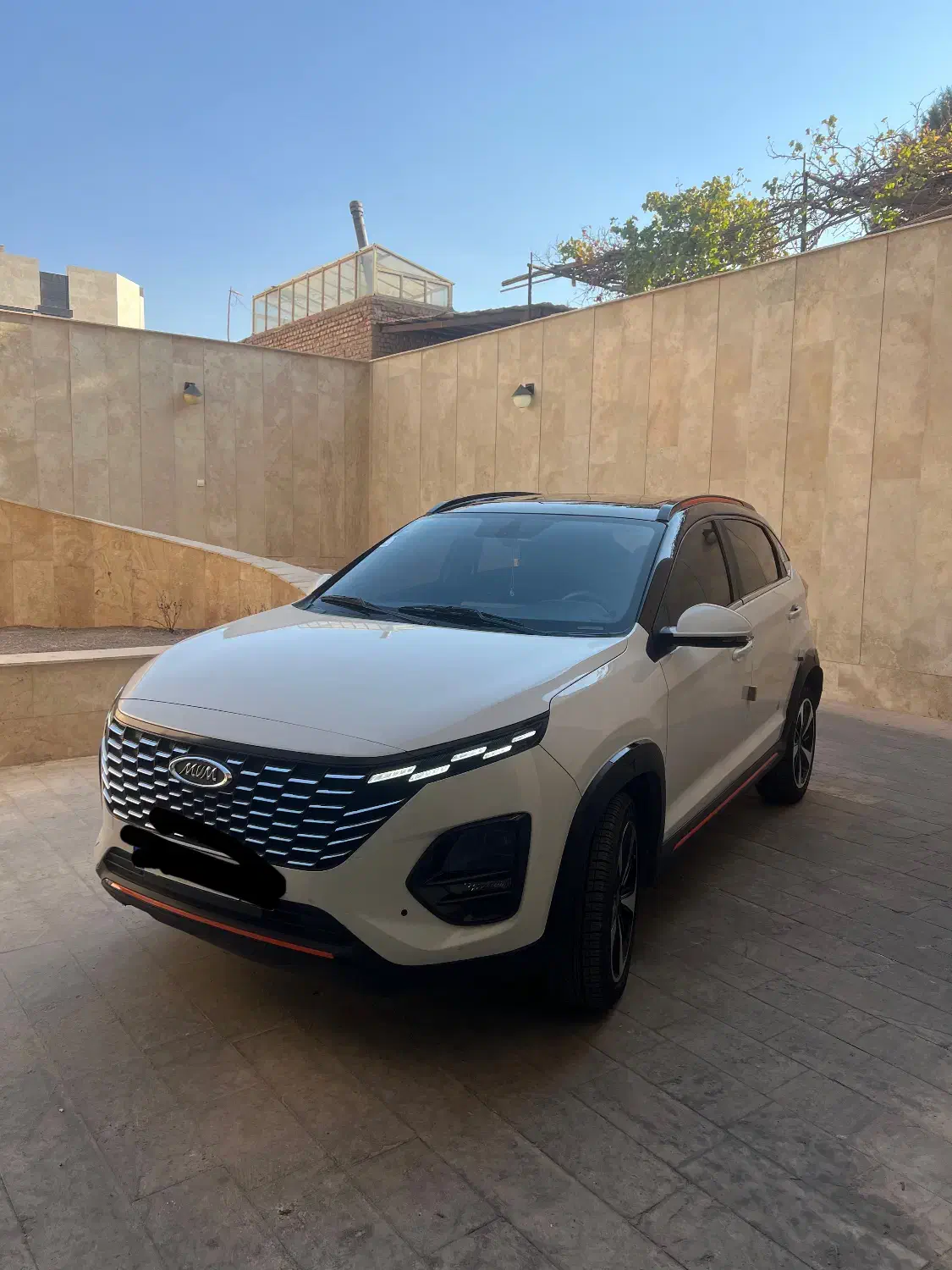 خودرو ام وی ام، X33 آگهی ann_20812397