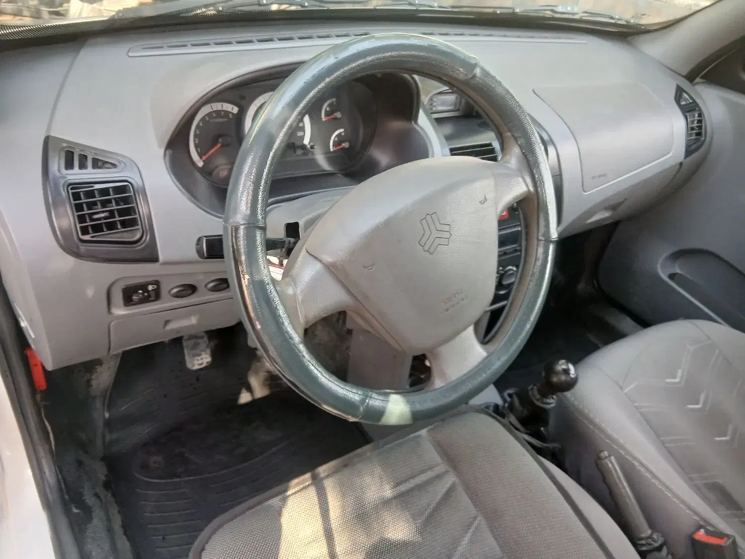 تیبا صندوق دار SX - 1399