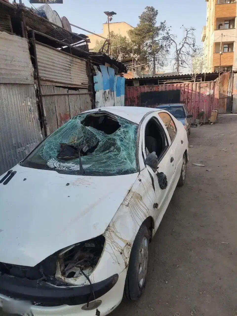 پژو ۲۰۶ صندوق دار v8 - 1394