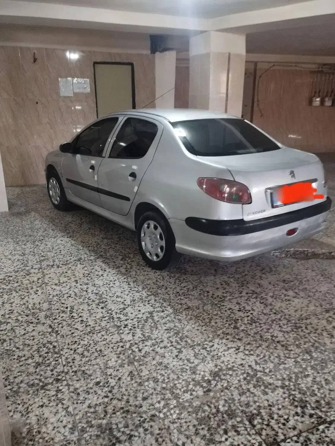 پژو ۲۰۶ صندوق دار v8 - 1385