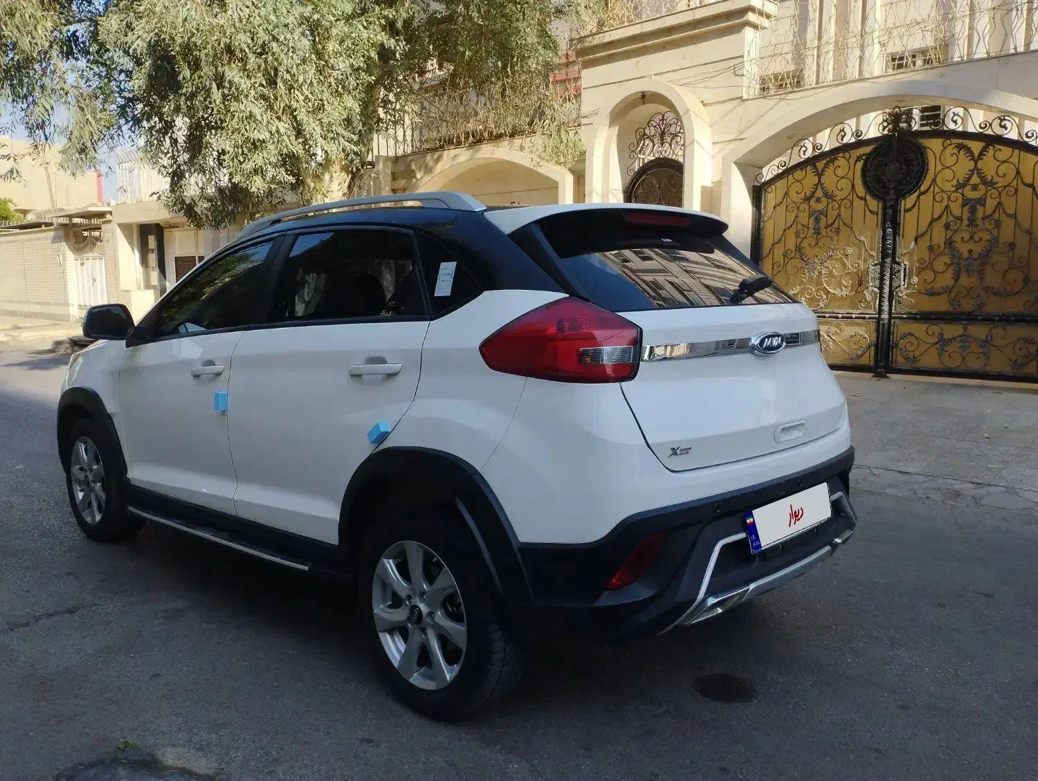 ام وی ام X22 دنده ای اسپرت لاکچری - 1400