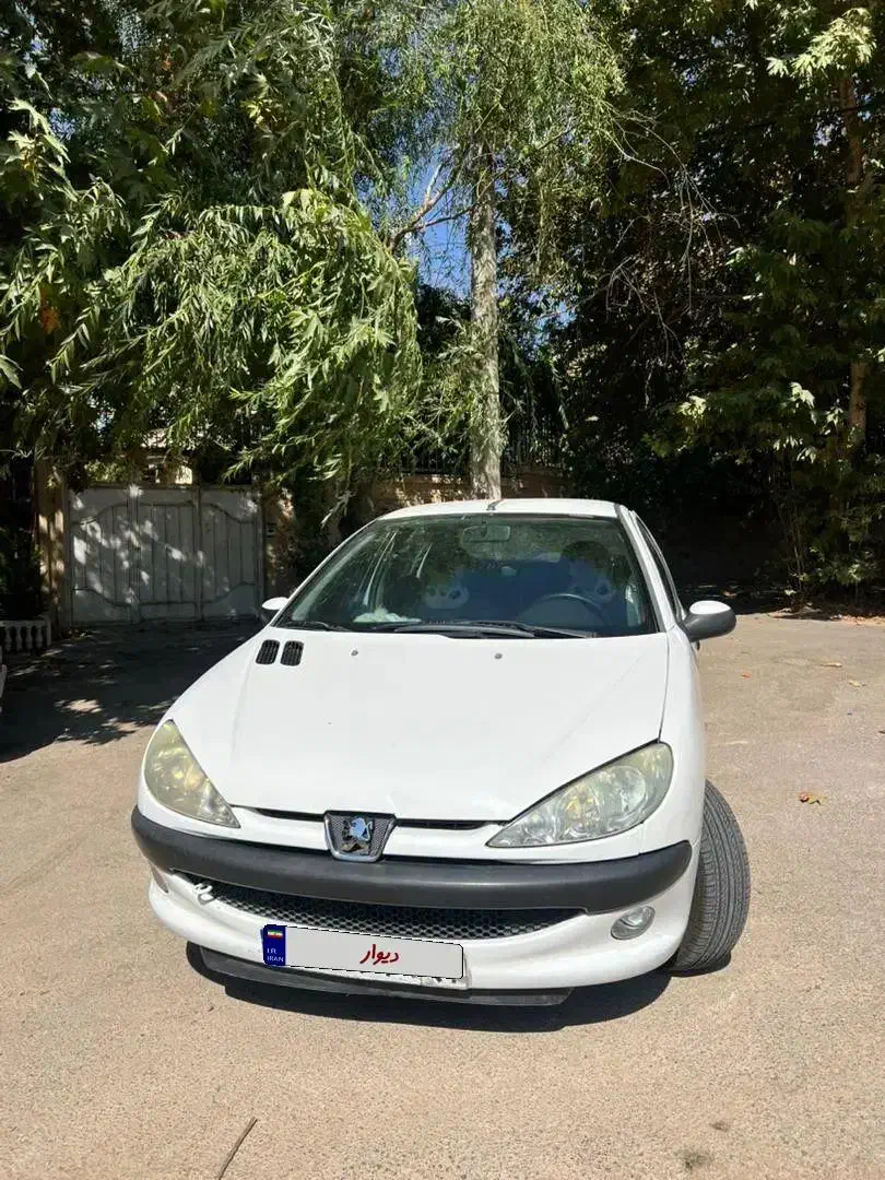 پژو ۲۰۶ صندوق دار v8 - 1397