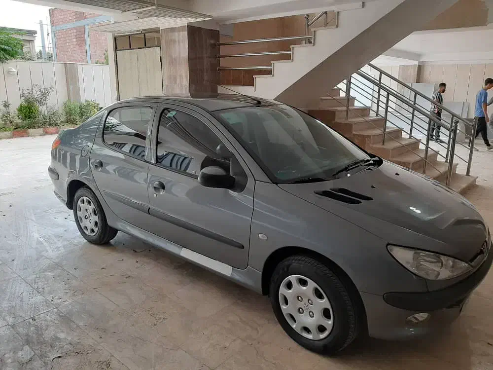 پژو ۲۰۶ صندوق دار v8 - 1397