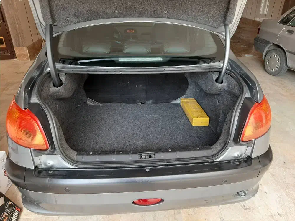 پژو ۲۰۶ صندوق دار v8 - 1397