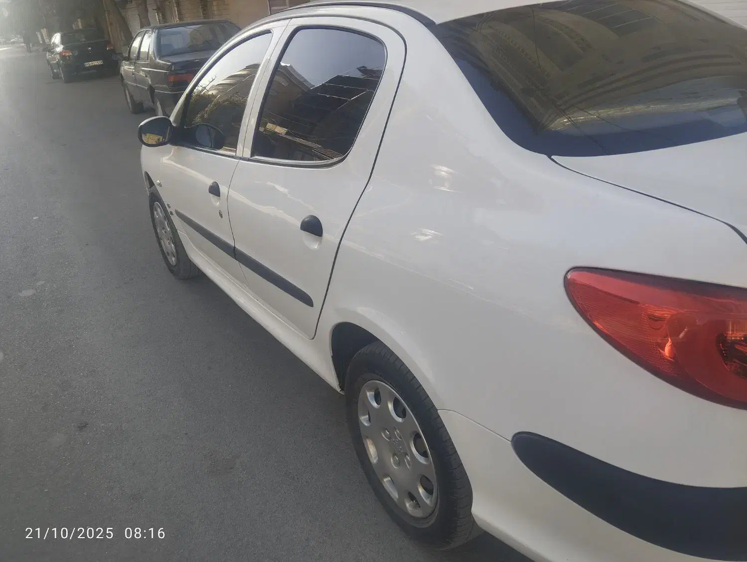 پژو ۲۰۶ صندوق دار v8 - 1395
