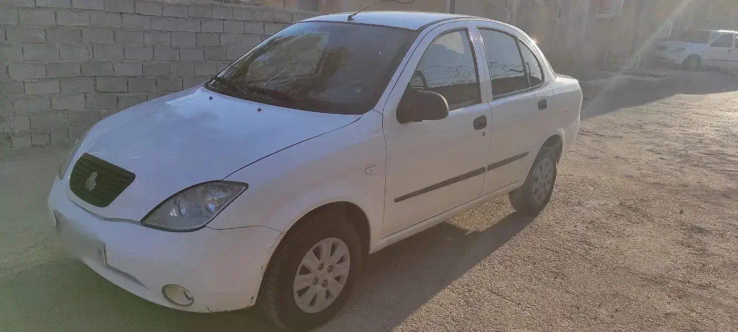 تیبا صندوق دار LX - 1400