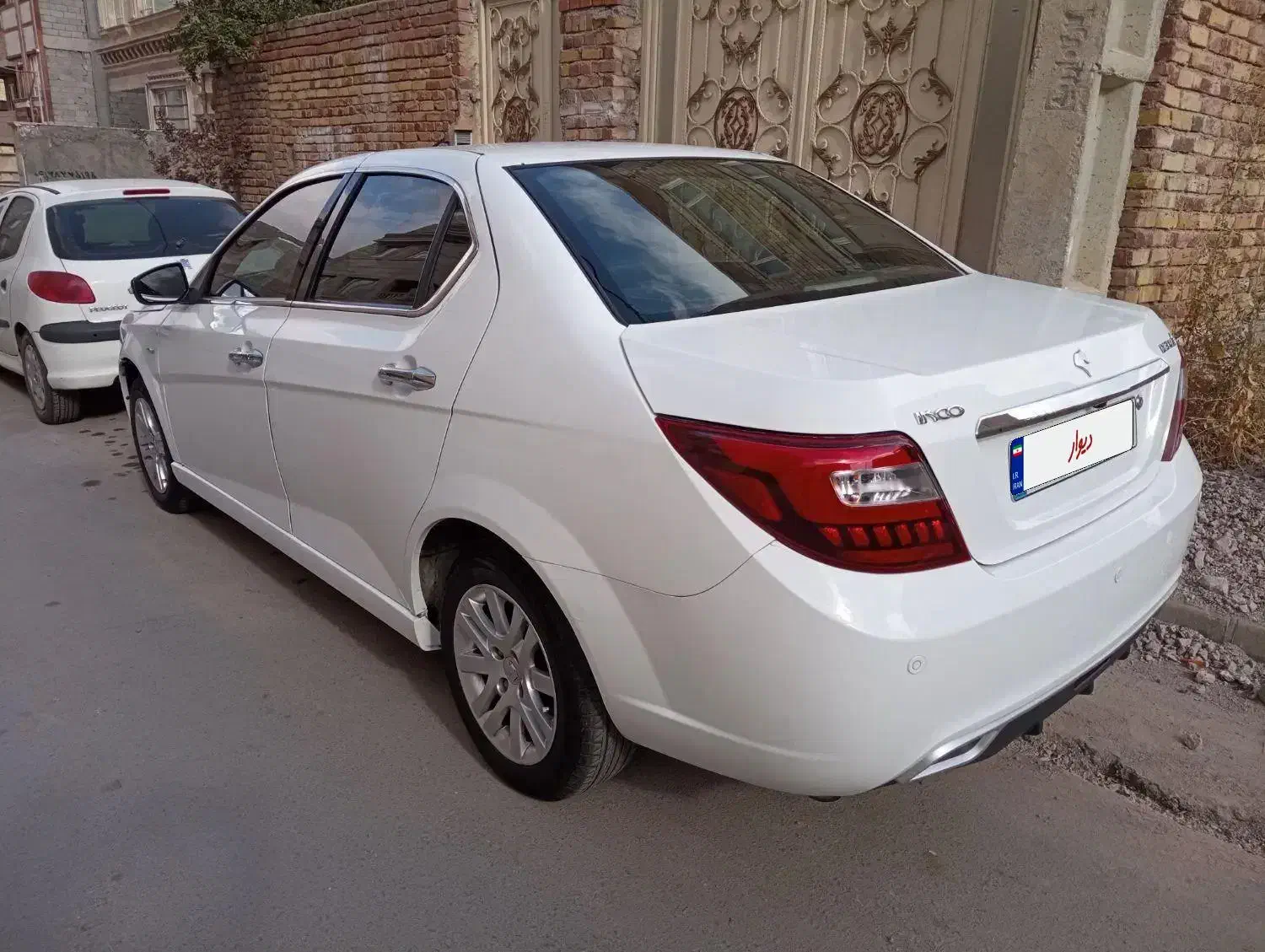 دنا پلاس تیپ ۲ سانروف ۴ ایربگ - 1398