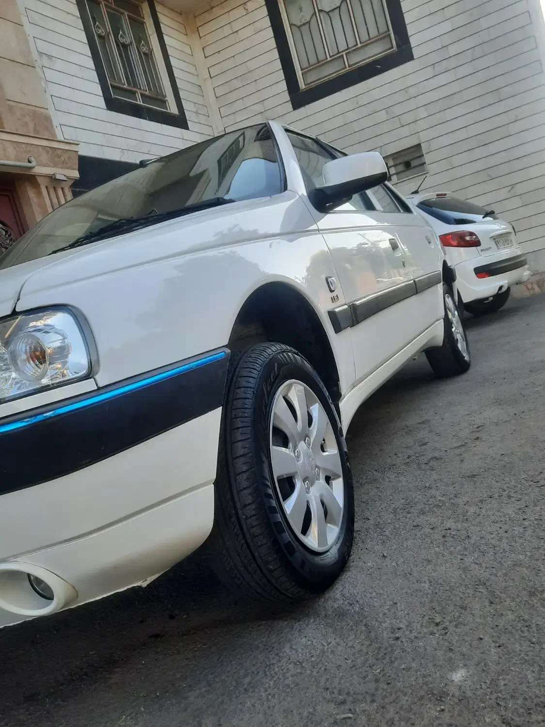 پژو 405 SLX بنزینی TU5 - 1391