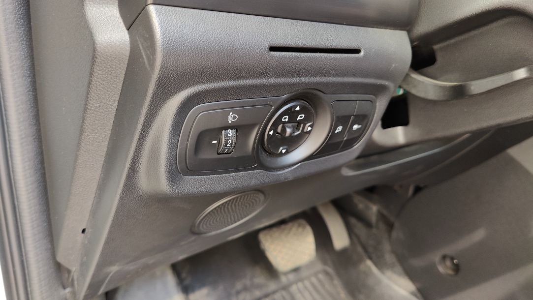 ام وی ام X22 پرو اتوماتیک IE - 1402