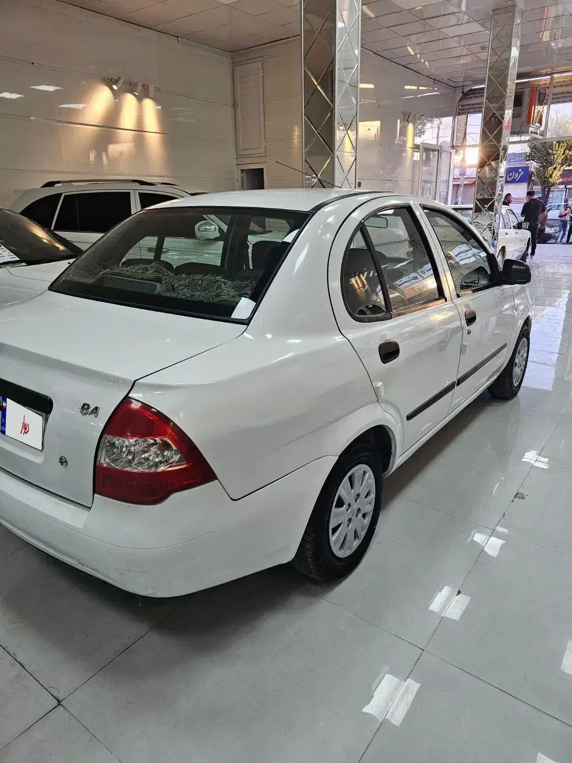 تیبا صندوق دار SX - 1399