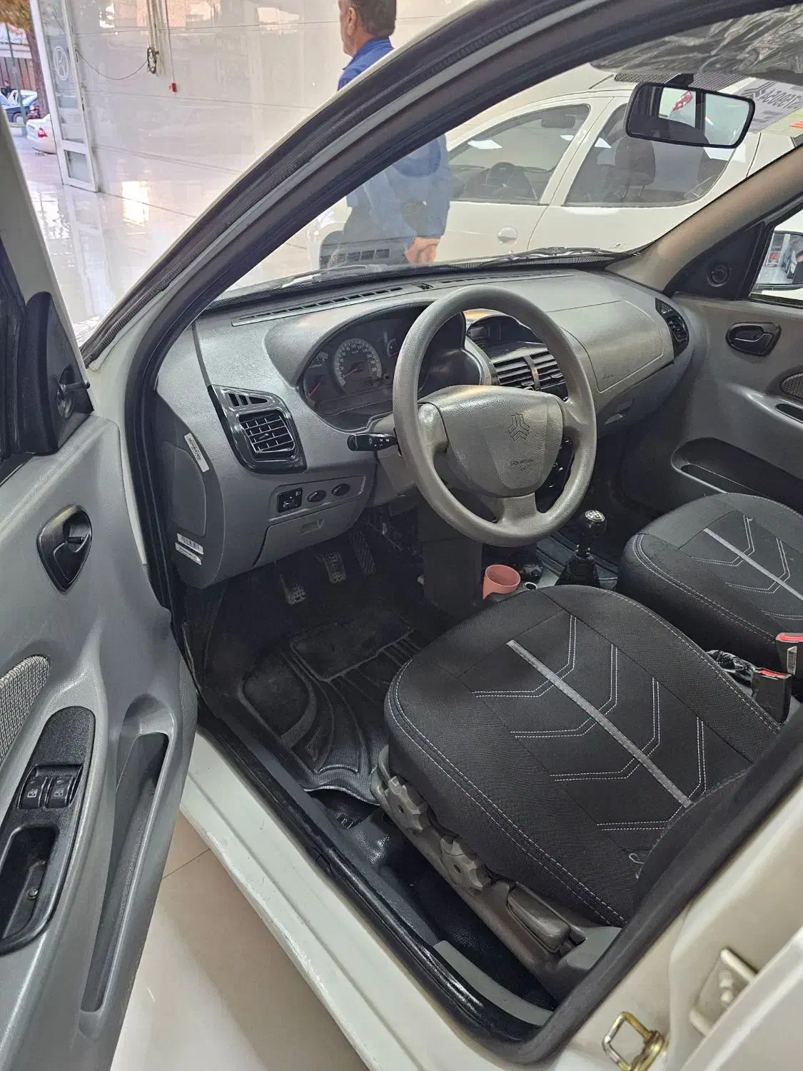 تیبا صندوق دار SX - 1399