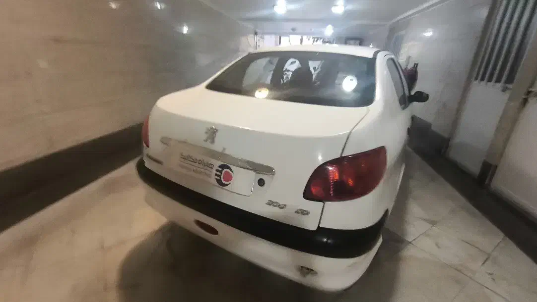 پژو ۲۰۶ صندوق دار v8 - 1398