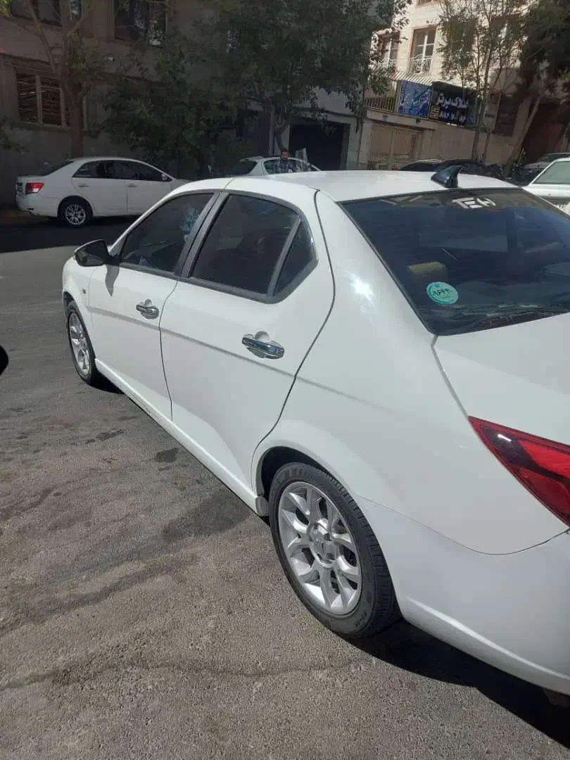 دنا پلاس توربو اتوماتیک - 1400