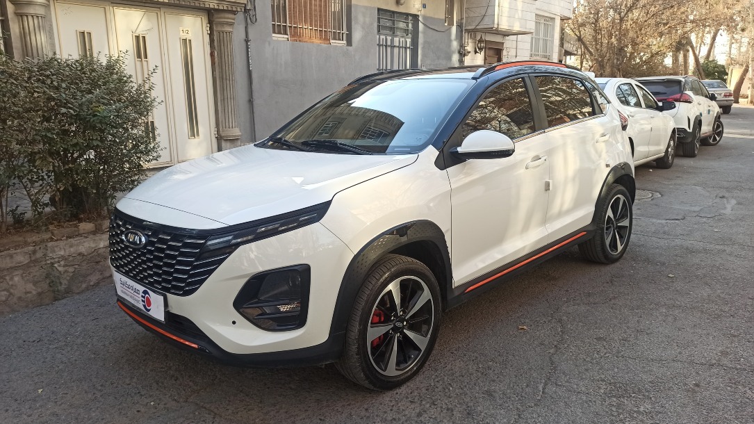 خودرو ام وی ام، X33 کراس آگهی ann_20815271