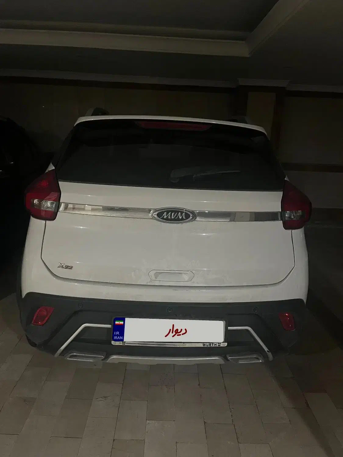 خودرو ام وی ام، X22 آگهی ann_20815390