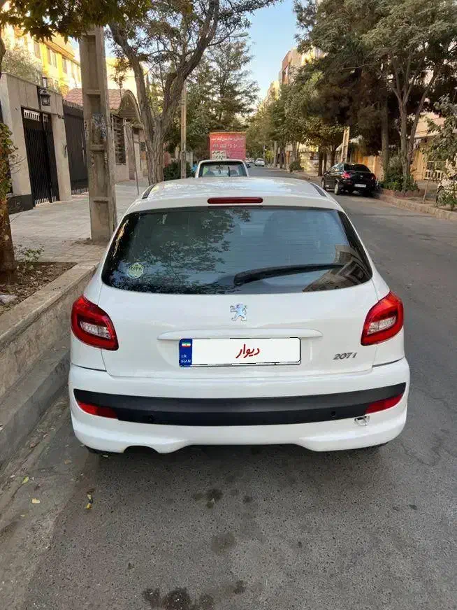 پژو 207 اتوماتیک - 1396