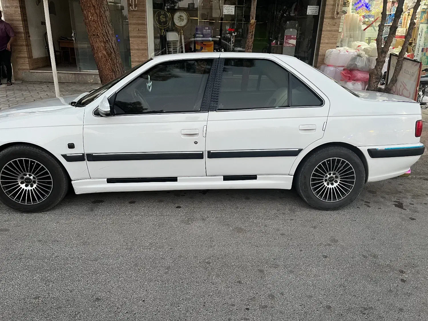 پژو پارس سال - 1390
