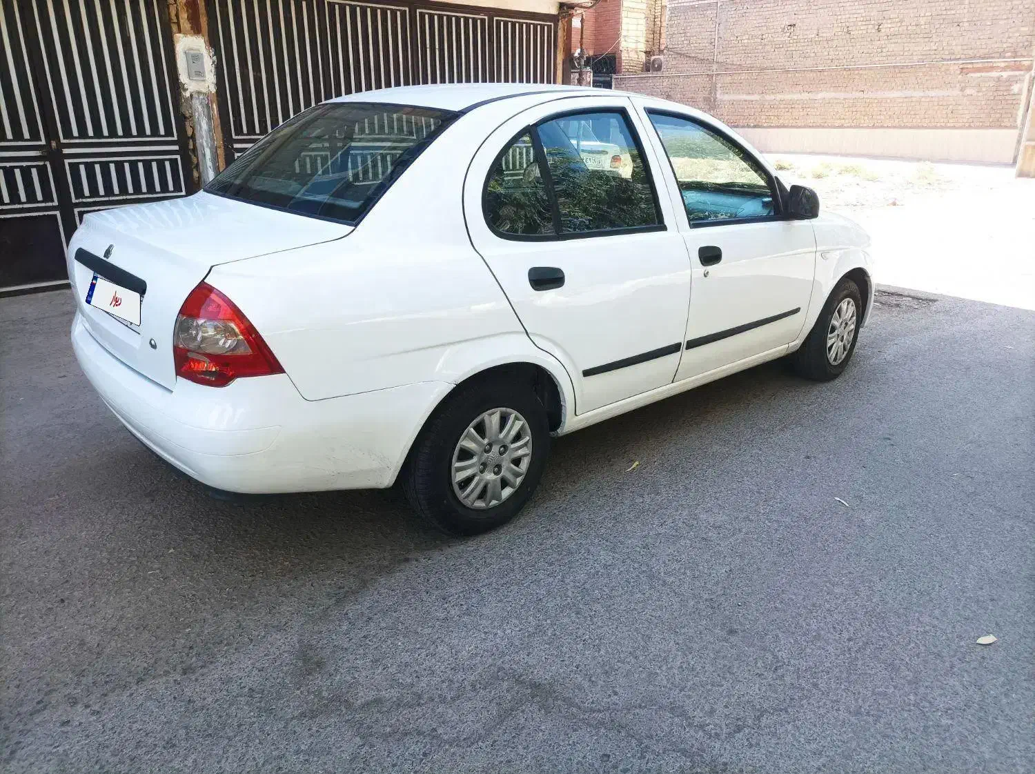 تیبا صندوق دار SX - 1394