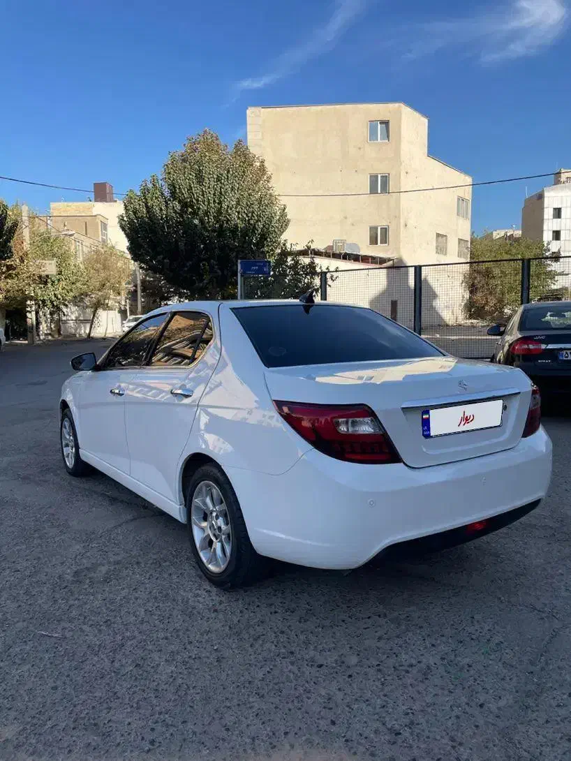 دنا پلاس توربو 6 دنده - 1402