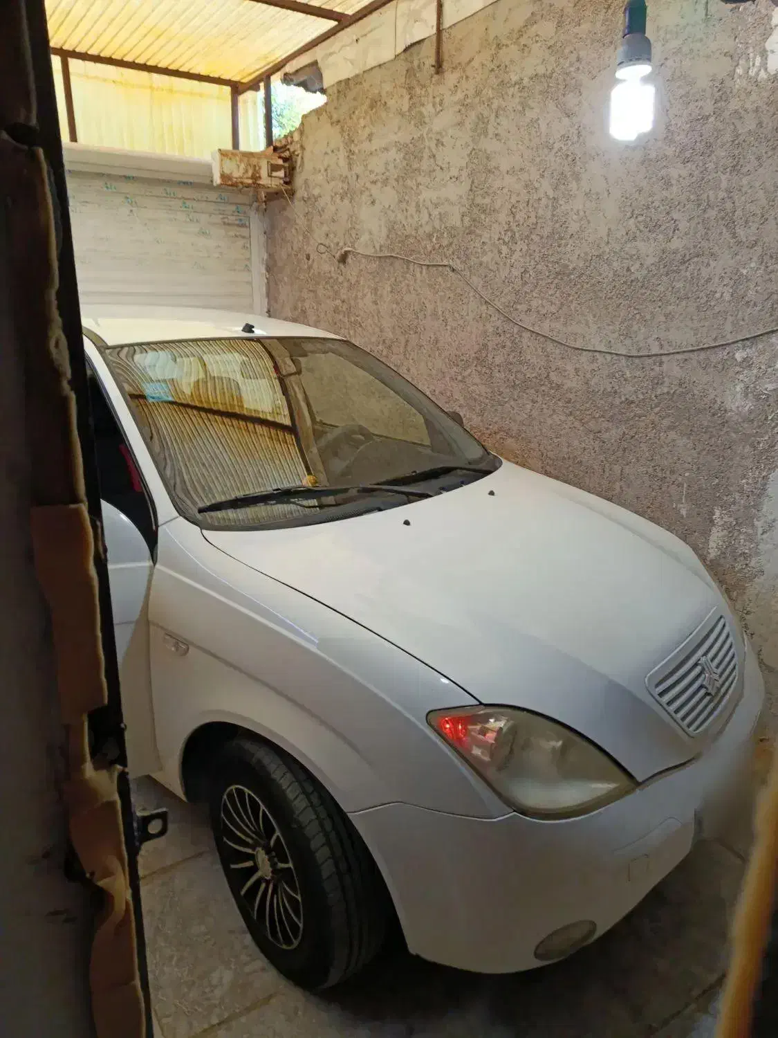 تیبا صندوق دار LX - 1394