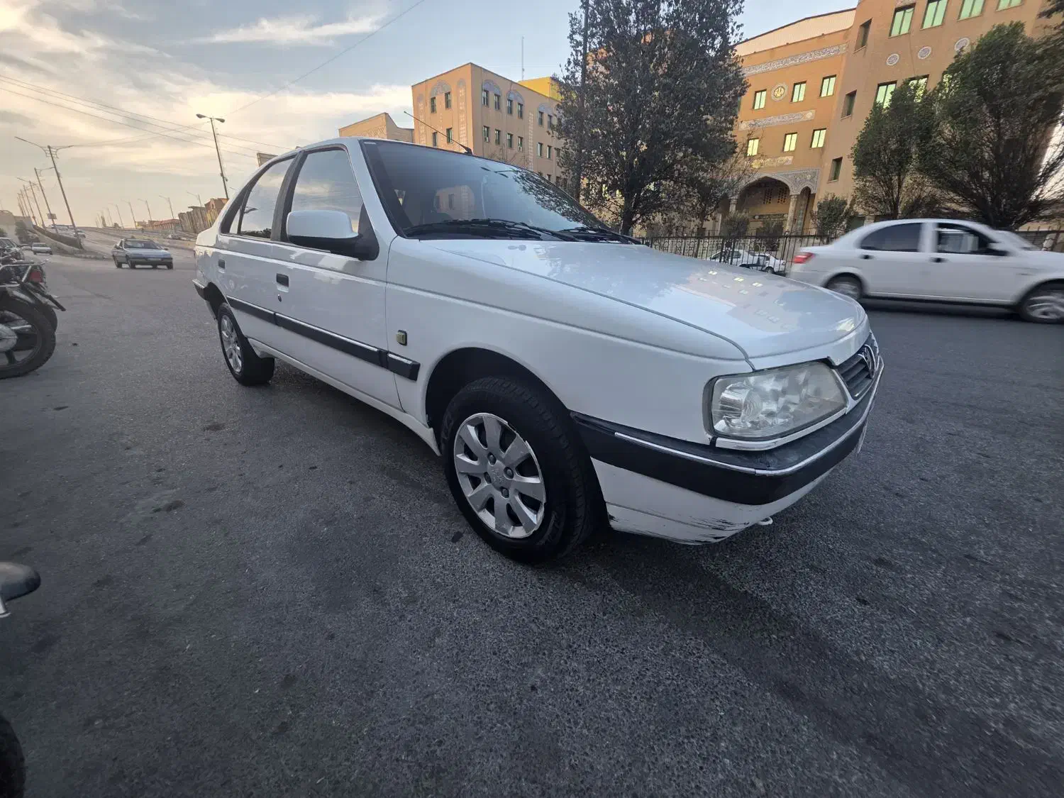 پژو 405 SLX بنزینی TU5 - 1395