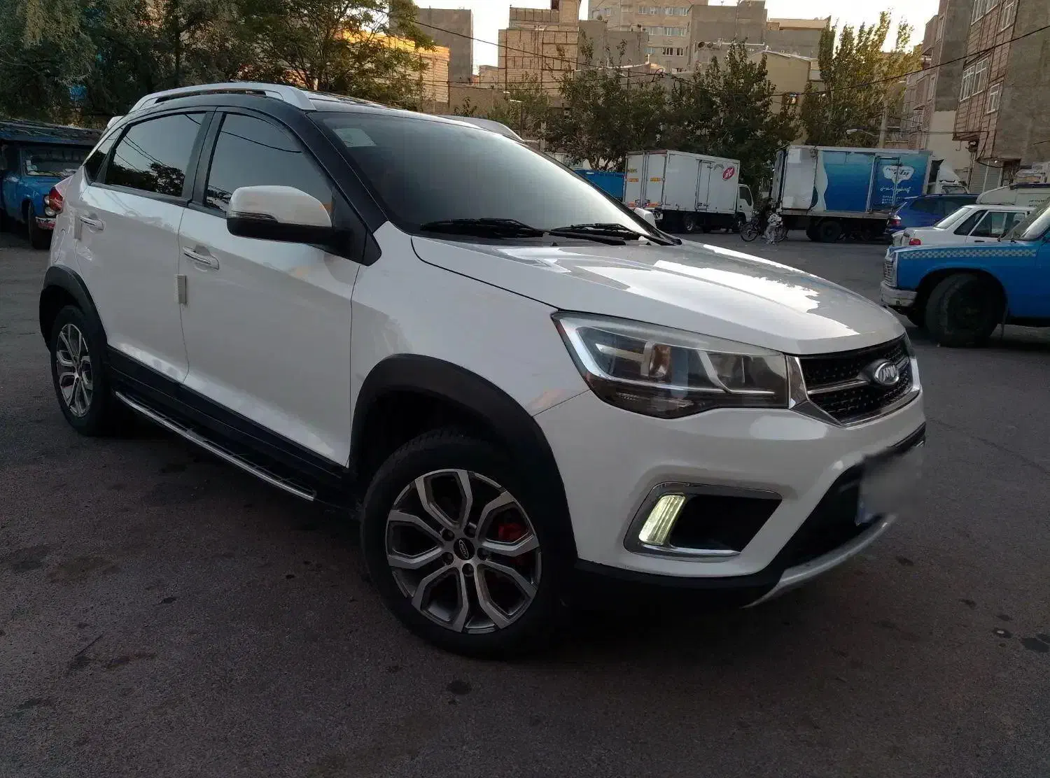 ام وی ام X22 دنده ای اسپرت اکسلنت - 1396