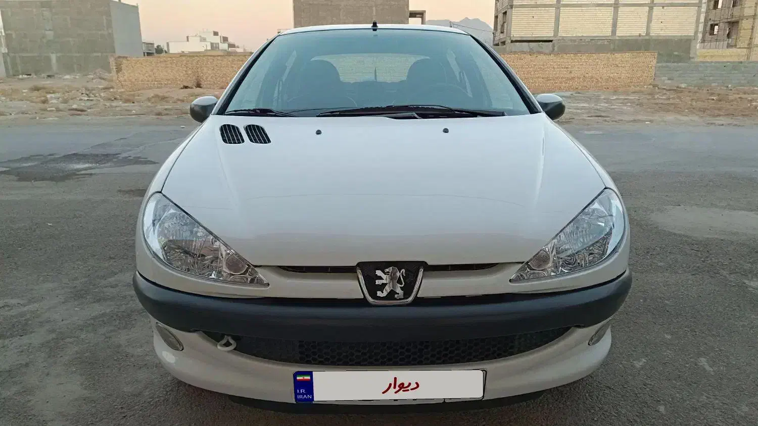 پژو ۲۰۶ صندوق دار v8 - 1398