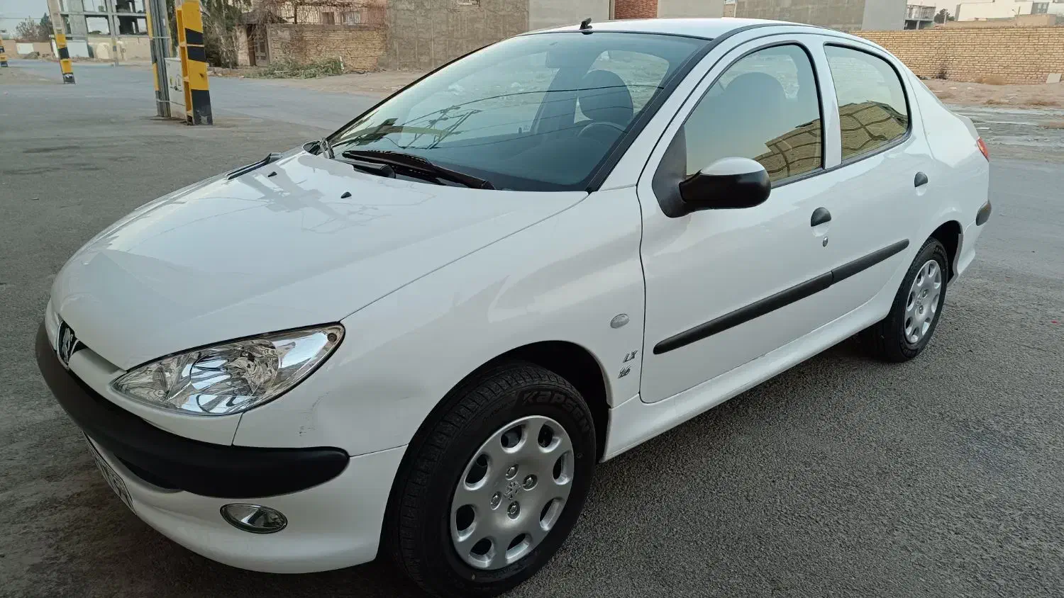 پژو ۲۰۶ صندوق دار v8 - 1398