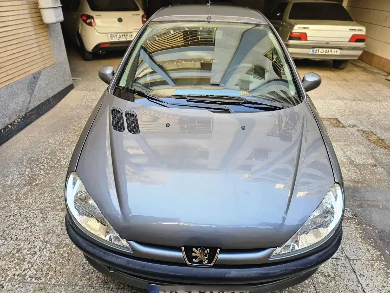 پژو ۲۰۶ صندوق دار v8 - 1397