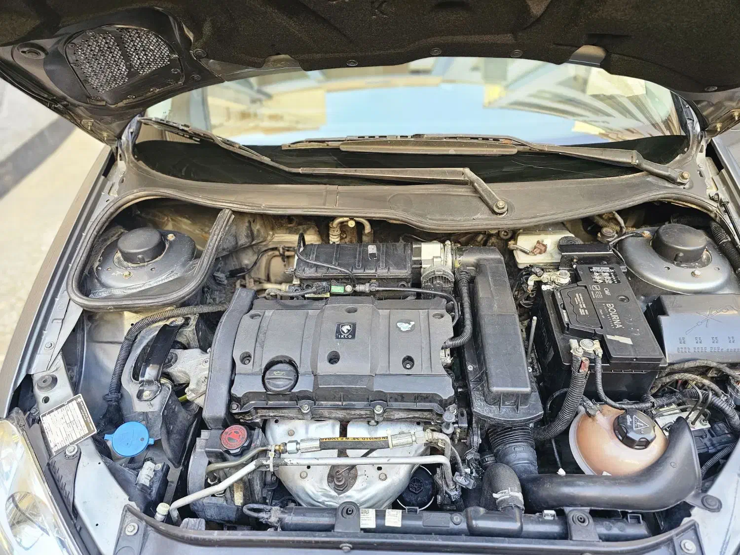 پژو ۲۰۶ صندوق دار v8 - 1397