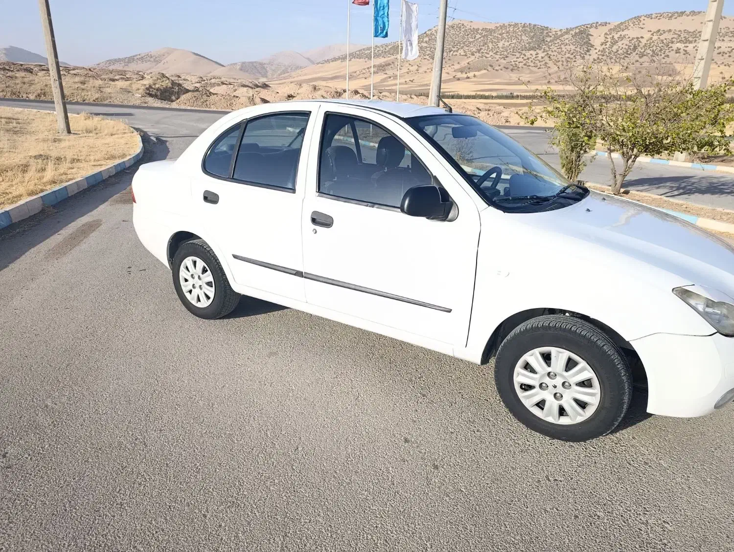 تیبا صندوق دار SX - 1395