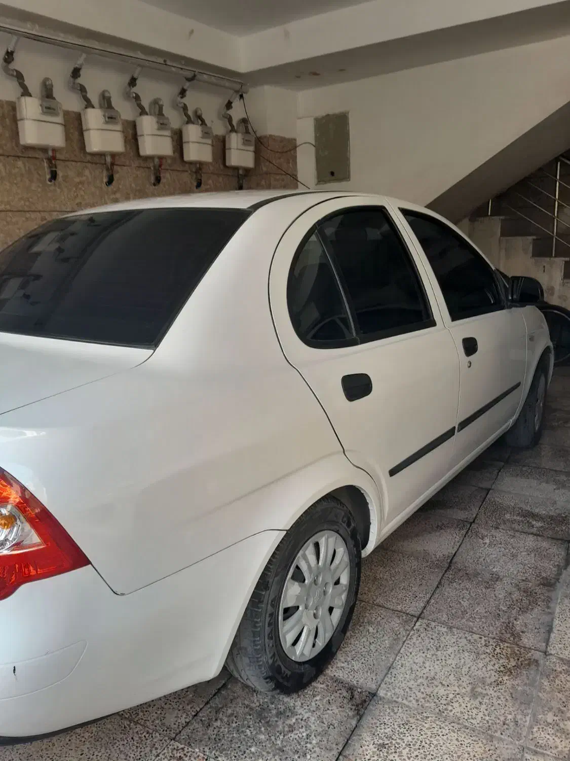 تیبا صندوق دار SX - 1400