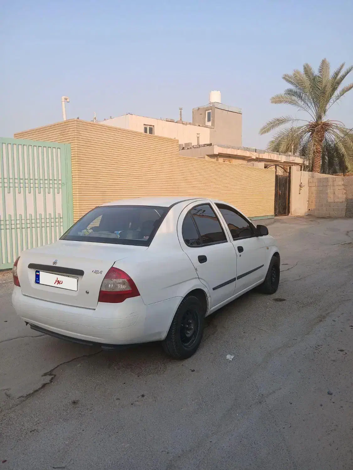 تیبا صندوق دار SX - 1400