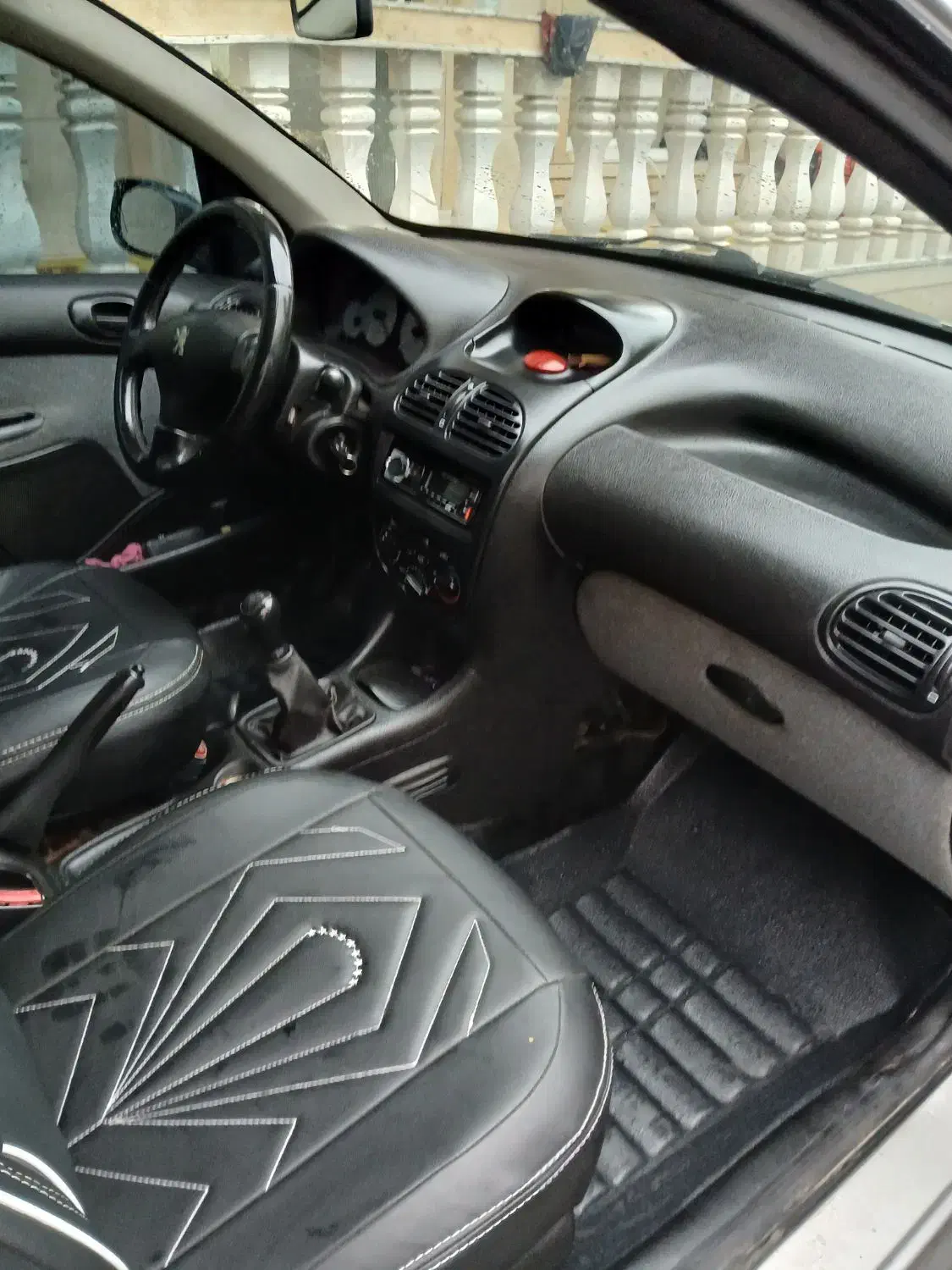 پژو ۲۰۶ صندوق دار v8 - 1386