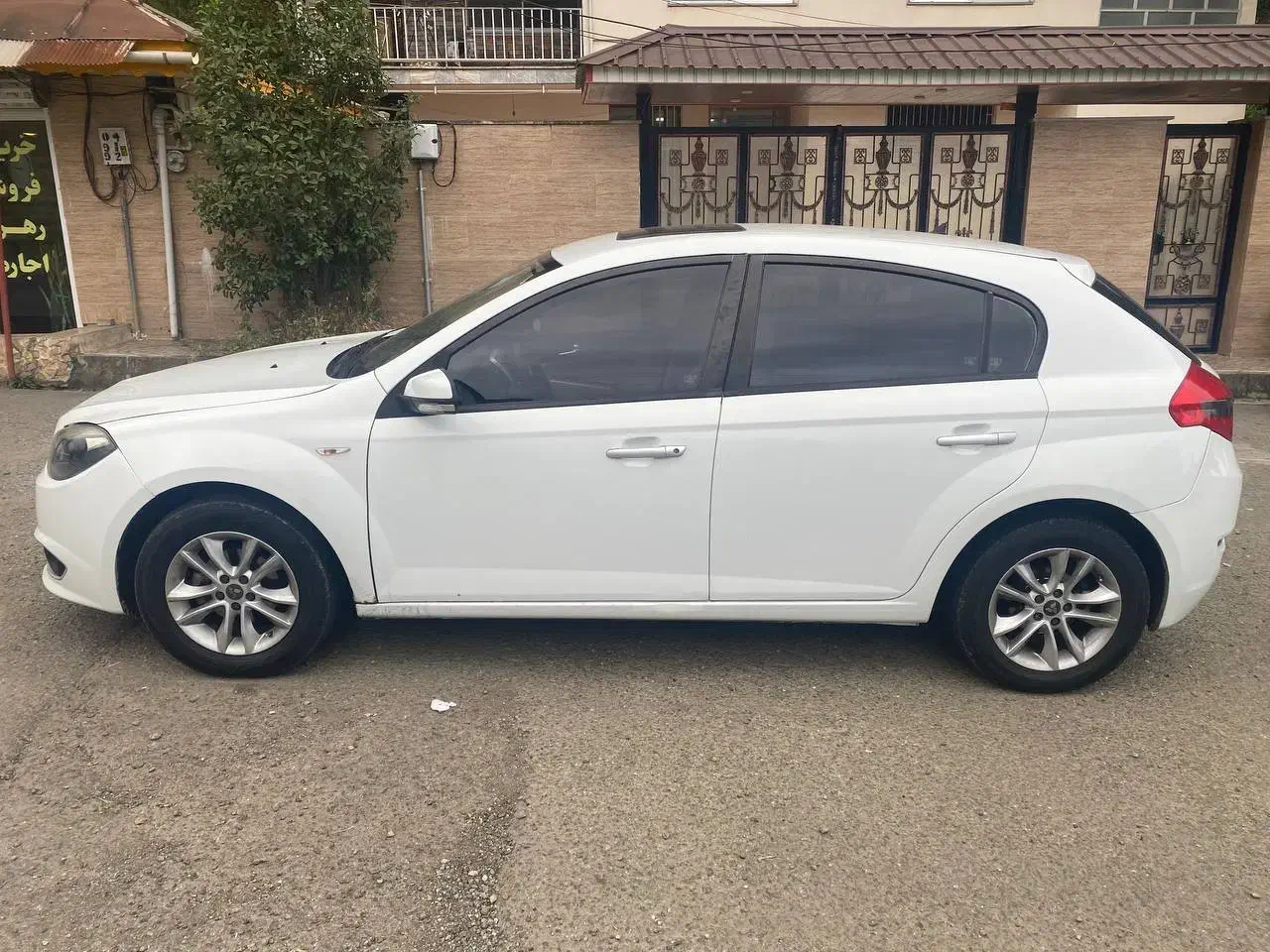 برلیانس H320 اتوماتیک 1500 - 1396