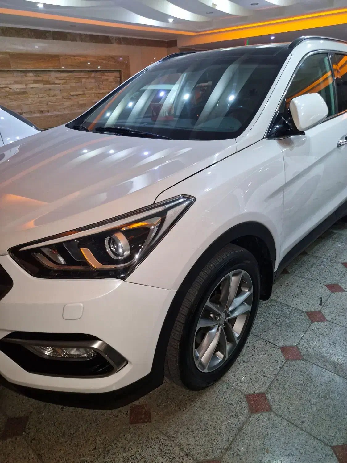 خودرو هیوندای، سانتافه آگهی ann_20821704