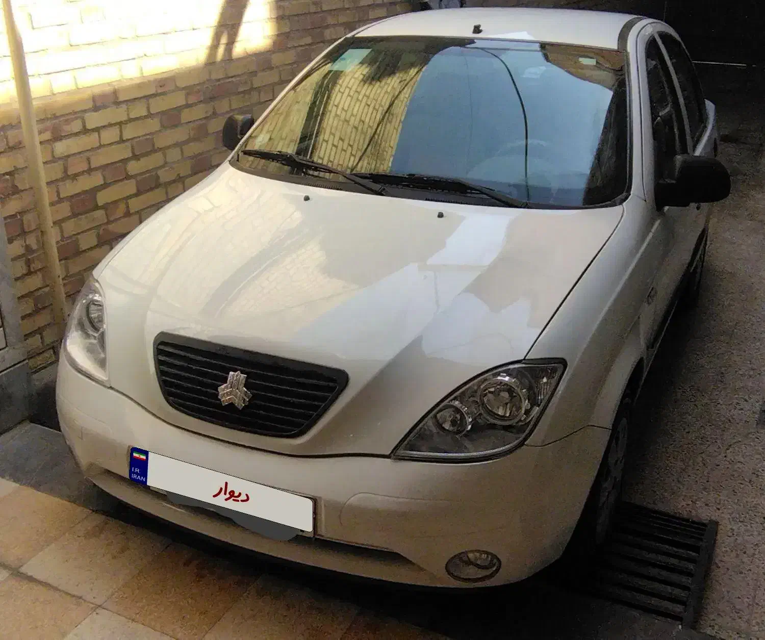 تیبا صندوق دار SX - 1399