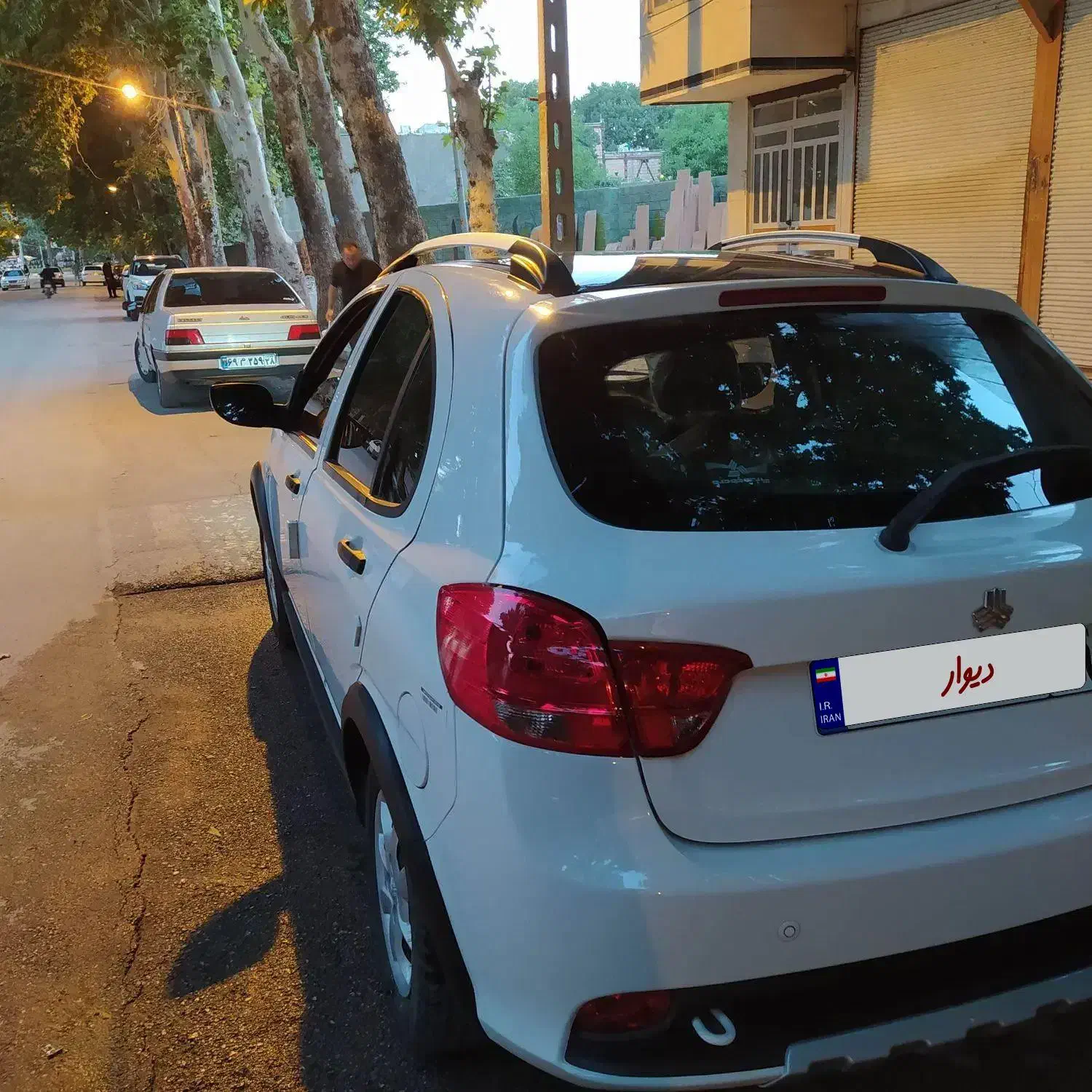 کوییک R دنده‌ای - 1403