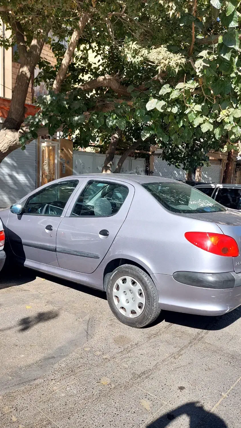 پژو ۲۰۶ صندوق دار v8 - 1394