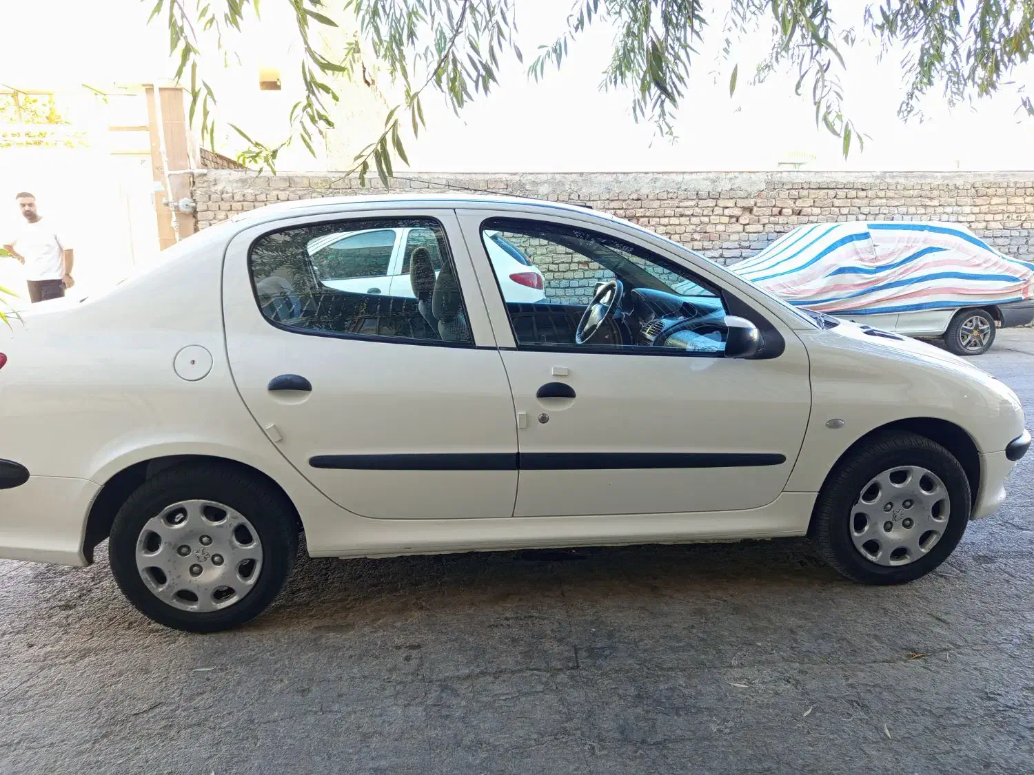 پژو ۲۰۶ صندوق دار v8 - 1398
